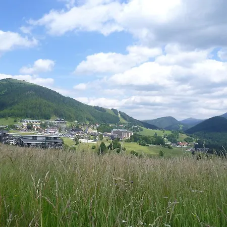 Almet 102 Apartman Dóval