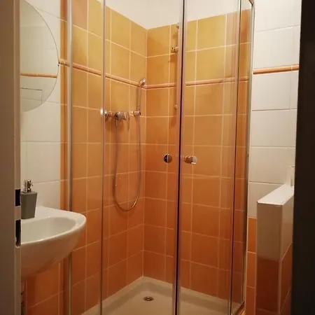 Apartamento Almet 102 *