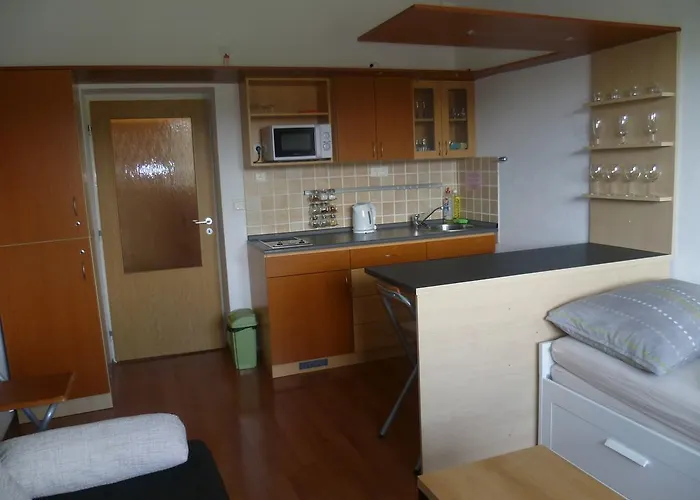 Apartman Almet 102 *