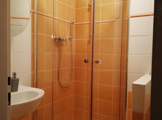 Apartman Almet 102 *